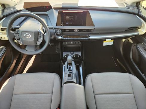 New 2026 Toyota Prius LE FWD image 19