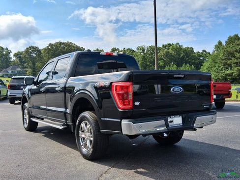 Used 2022 Ford F150 XLT w/ Equipment Group 302A High AWD/4WD image 3
