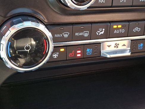 Used 2023 Ford F150 Lariat w/ Equipment Group 502A High image 28