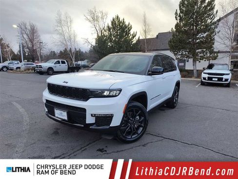 New 2025 Jeep Grand Cherokee L Limited w/ Trailer Tow Package image 1