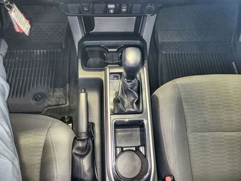 Used 2019 Toyota Tacoma SR5 RWD image 20