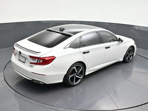 Used 2022 Honda Accord Sport image 18