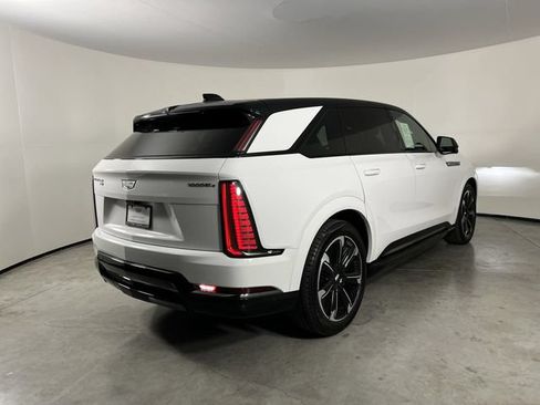 Certified 2025 Cadillac Escalade IQ Sport 2 AWD/4WD image 8