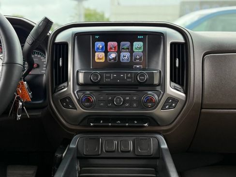 Used 2018 Chevrolet Silverado 1500 LTZ Z71 AWD/4WD image 16