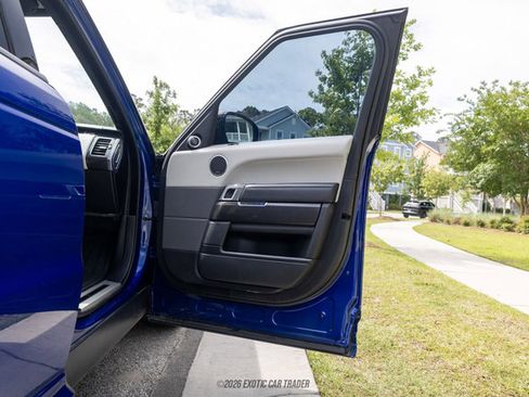 Used 2022 Land Rover Range Rover Sport SVR Carbon Edition AWD/4WD image 22
