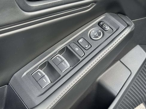 Used 2023 Honda Accord Sport image 30