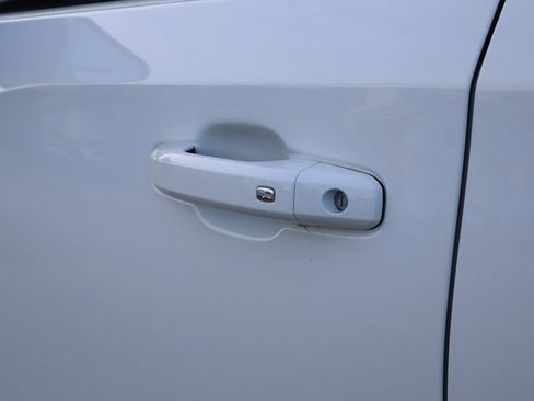 Used 2024 GMC Sierra 1500 AT4 w/ Technology Package image 11