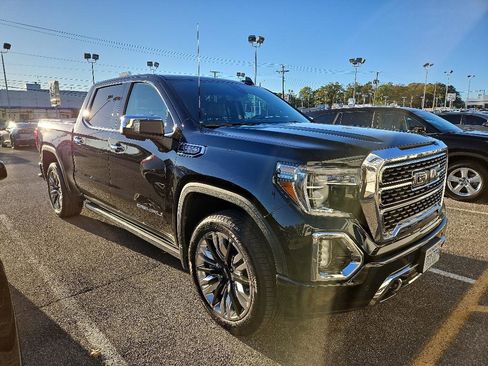 Used 2019 GMC Sierra 1500 Denali w/ Denali Ultimate Package image 2