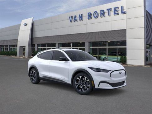 New 2025 Ford Mustang Mach-E Select w/ Interior Protection Package image 7