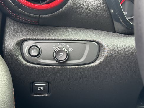 Used 2019 Chevrolet Blazer RS image 30