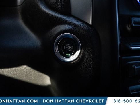 Used 2020 Chevrolet Silverado 2500 LT w/ Convenience Package image 10