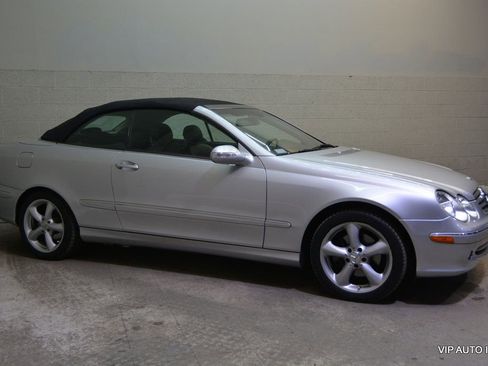 Used 2005 Mercedes-Benz CLK 320 Cabriolet image 29
