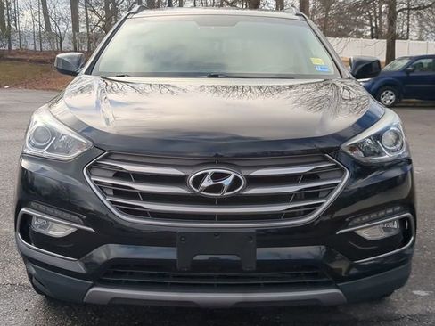 Used 2017 Hyundai Santa Fe Sport image 8