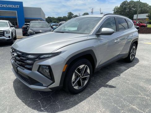 Used 2025 Hyundai Tucson SEL FWD image 6
