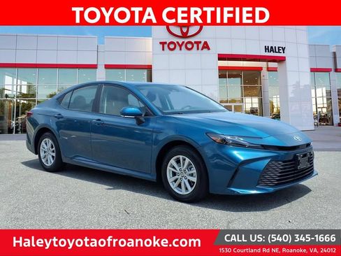 Certified 2025 Toyota Camry LE w/ Convenience Package AWD/4WD image 1