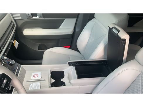 New 2026 Hyundai Santa Fe SEL image 12