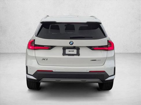 Used 2023 BMW X1 xDrive28i image 7