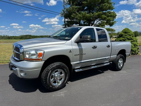 Used 2006 Dodge Ram 2500 Truck Laramie AWD/4WD image 1