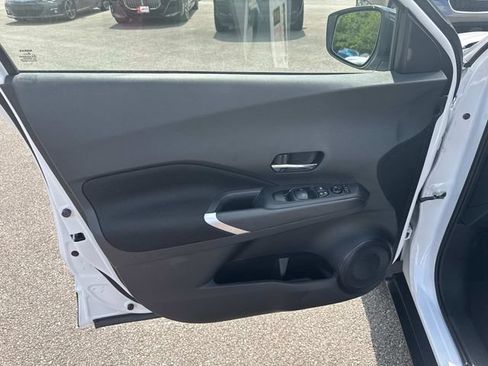 Used 2024 Nissan Kicks SV FWD image 24