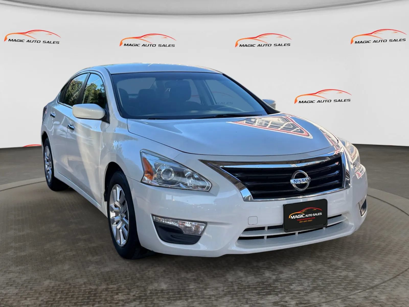 Used 2014 Nissan Altima 2.5 S FWD image 5