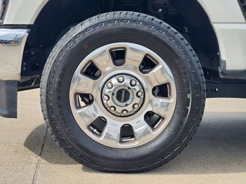 Used 2024 Ford F250 Lariat w/ Chrome Package AWD/4WD image 11
