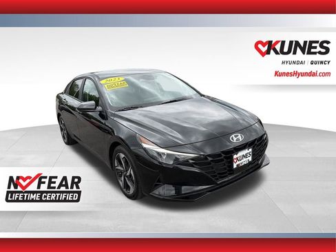 Used 2023 Hyundai Elantra SEL w/ Convenience Package FWD image 1