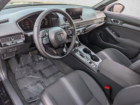 Used 2025 Honda Civic Sport image 9