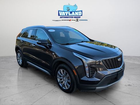 Used 2023 Cadillac XT4 Premium Luxury image 7