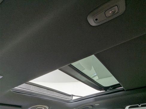 New 2025 Jeep Grand Cherokee Limited w/ Luxury Tech Group II image 27