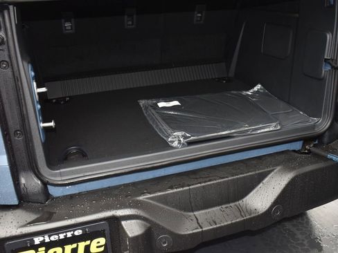 New 2025 Ford Bronco Outer Banks w/ Sasquatch Package AWD/4WD image 13