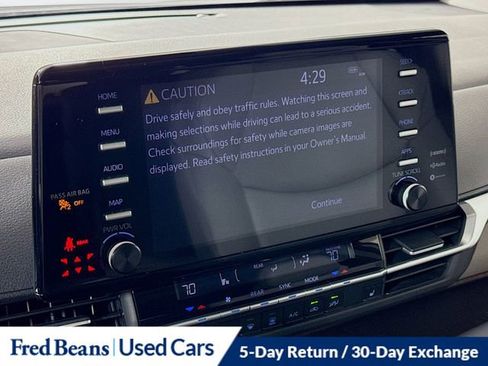 Used 2024 Toyota Sienna XLE image 15