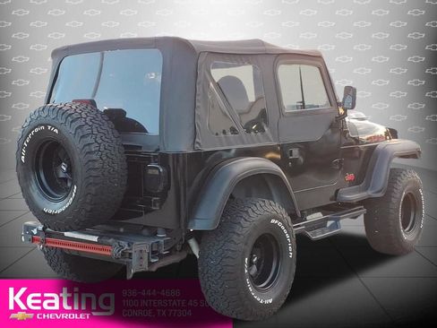 Used 1999 Jeep Wrangler SE AWD/4WD image 2