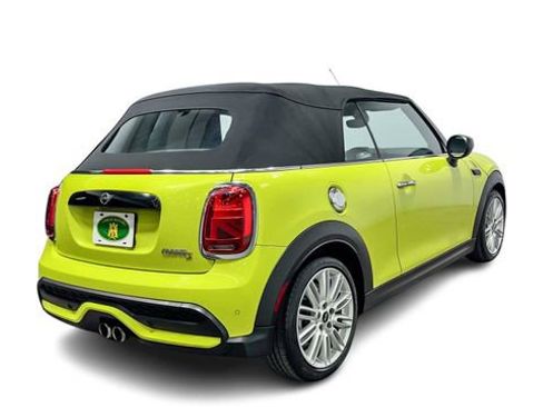 Used 2022 MINI Cooper S image 2