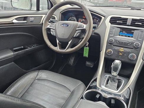 Used 2014 Ford Fusion SE w/ Equipment Group 202A image 13