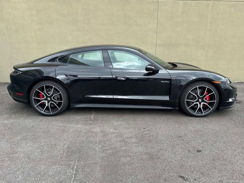 New 2025 Porsche Taycan 4S image 10