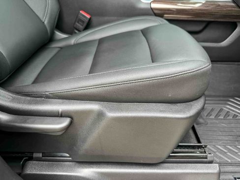 Used 2025 Chevrolet Silverado 1500 LT Trail Boss w/ Convenience Package II image 25