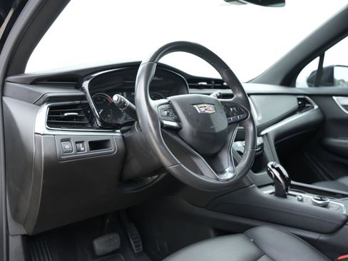 Used 2024 Cadillac XT6 Luxury FWD image 17