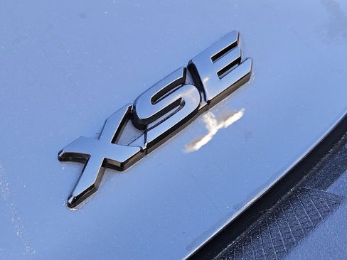 Used 2025 Toyota Camry XSE image 10