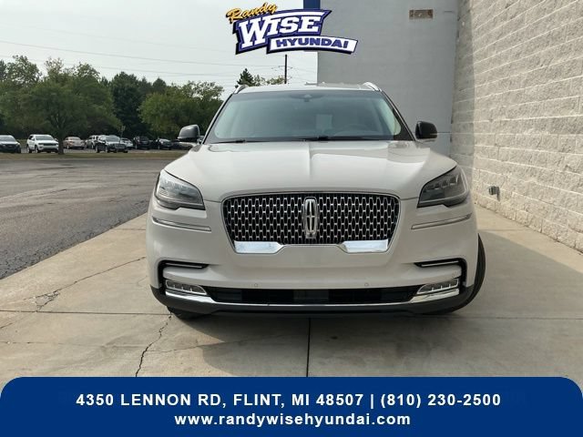 Used 2020 Lincoln Aviator Reserve w/ Elements Package Plus AWD/4WD image 9