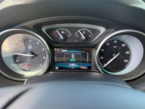 Used 2017 Buick Envision Essence FWD image 14