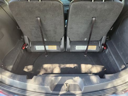 Used 2013 Ford Explorer XLT image 32