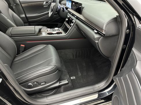 Certified 2026 Genesis GV80 2.5T Advanced AWD/4WD image 26