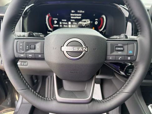 New 2026 Nissan Pathfinder SL FWD image 13