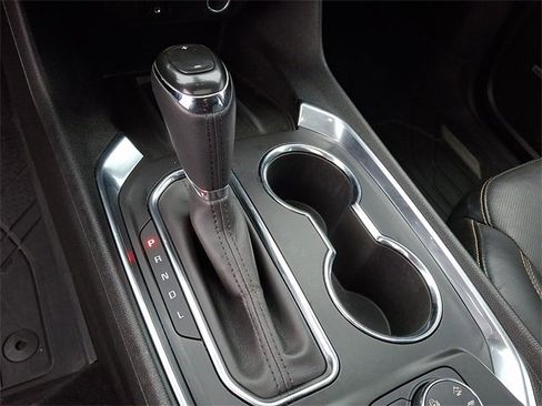 Used 2018 Chevrolet Traverse Premier w/ Redline Edition image 13