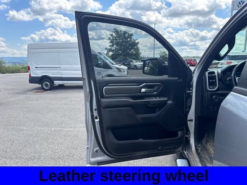 Used 2019 RAM 1500 Big Horn AWD/4WD image 14