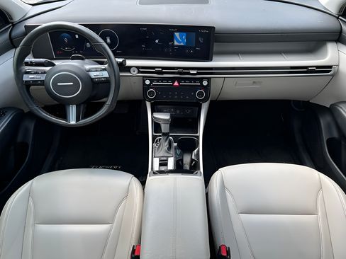 Certified 2025 Hyundai Tucson SEL AWD/4WD image 18