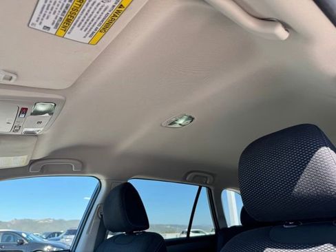 Used 2018 Subaru Outback 2.5i Premium AWD/4WD image 18