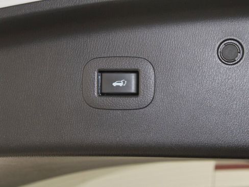 Used 2023 INFINITI QX80 Premium Select w/ Cargo Package image 17