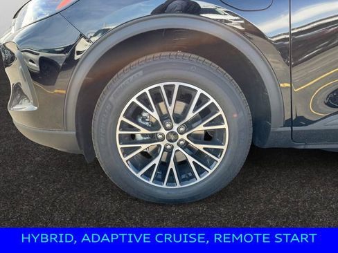 New 2024 Ford Escape SE FWD image 14