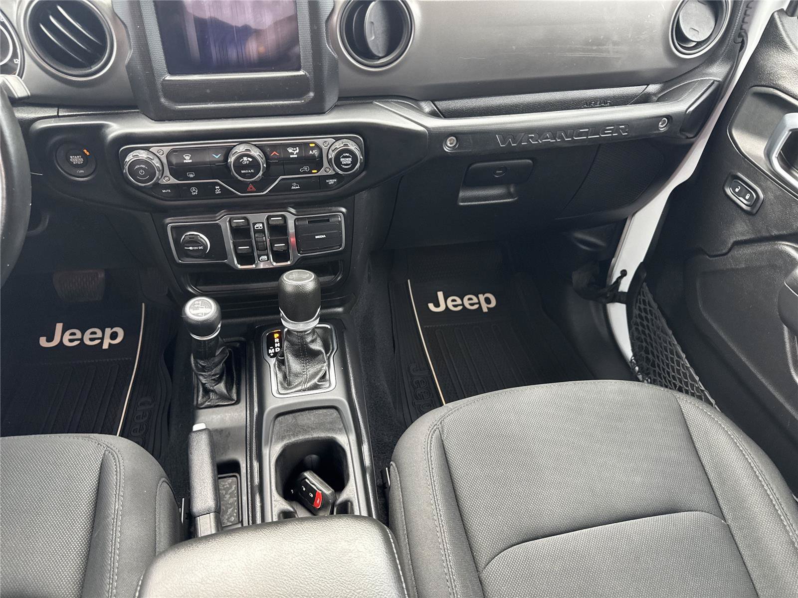 Used 2022 Jeep Wrangler Unlimited Sport AWD/4WD image 17